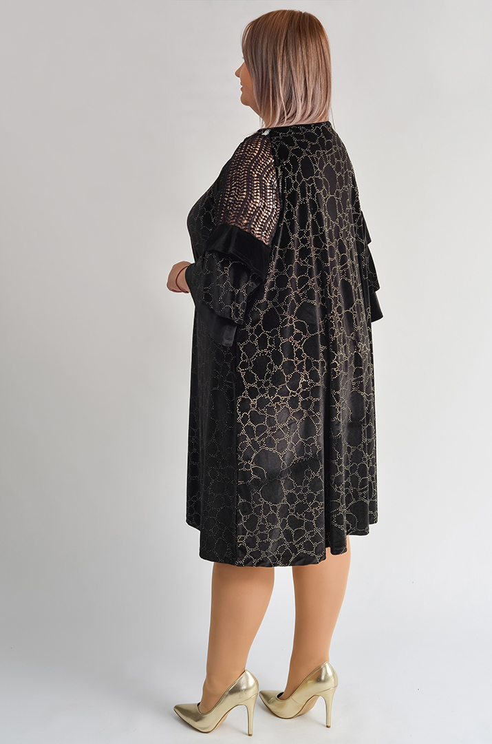 Вишукана велюрова сукня з декоративним оздобленням великих розмірів