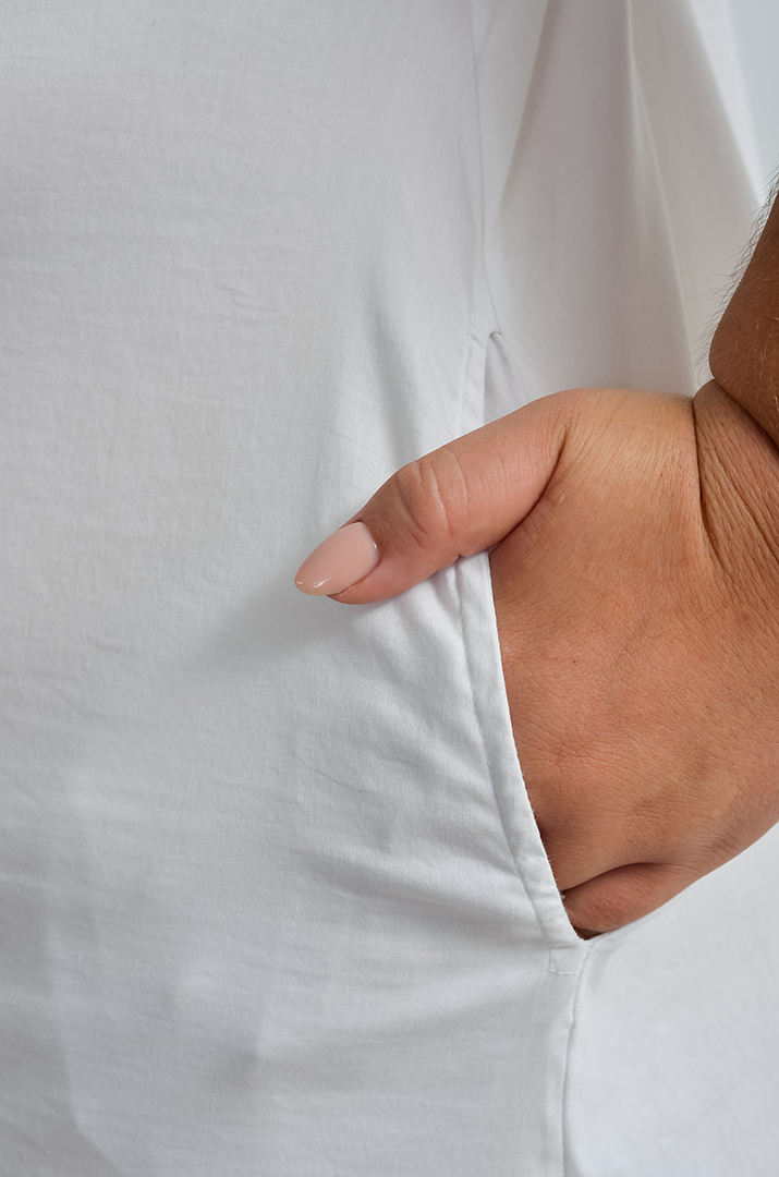 Сукня з контрастним графічним принтом великих розмірів