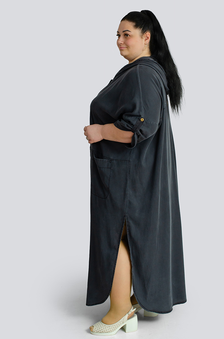 Платье макси с капюшоном и украшениями больших размеров