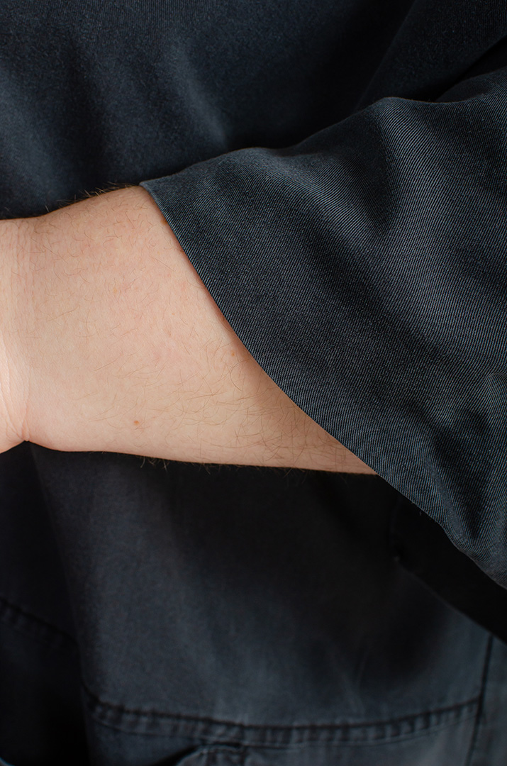 Платье макси с капюшоном и украшениями больших размеров