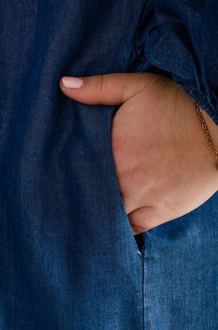 Сукня максі з прикрасами великих розмірів