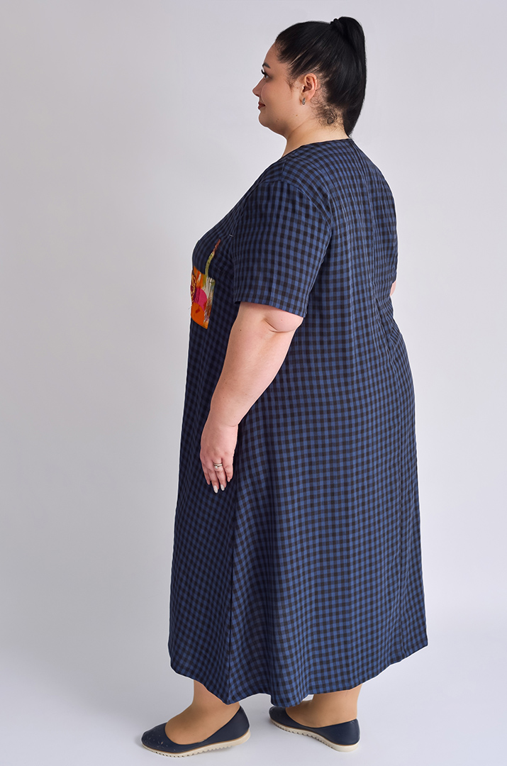 Сукня міді в клітинку великих розмірів