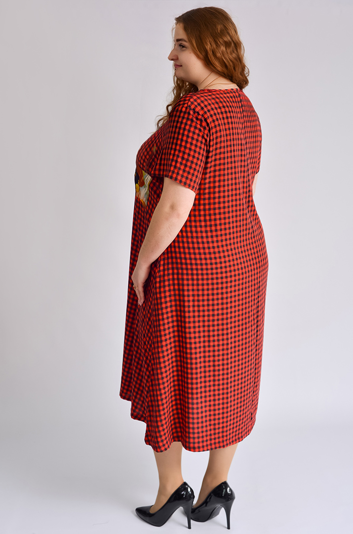 Сукня міді в клітинку великих розмірів