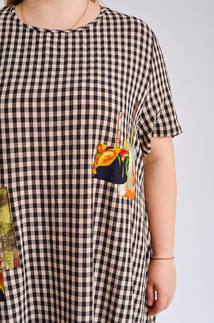 Сукня міді в клітинку великих розмірів