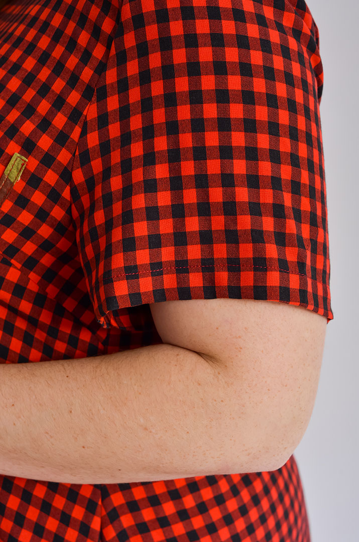 Сукня міді в клітинку великих розмірів