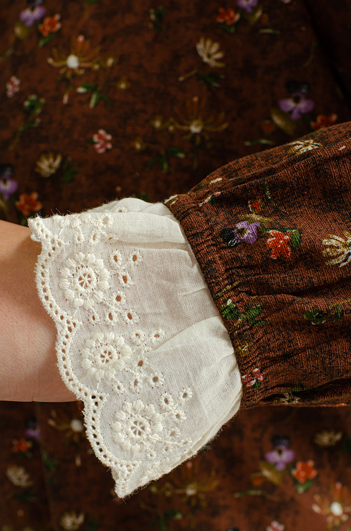 Платье макси в принт мильфлер с воротником больших размеров