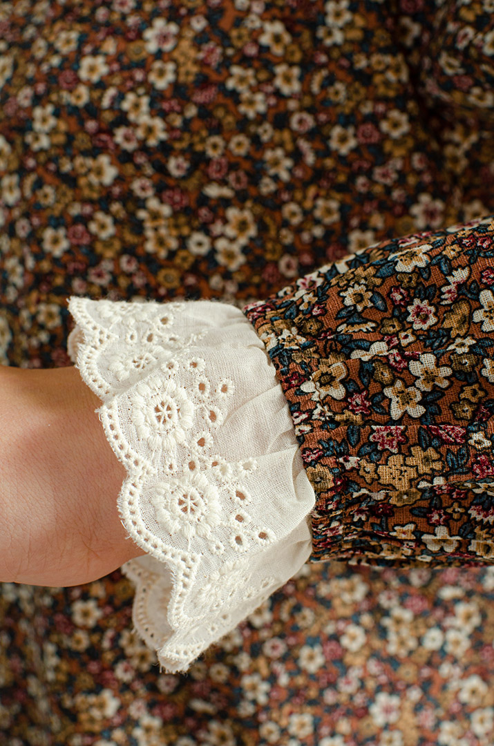 Платье макси в принт мильфлер с воротником больших размеров