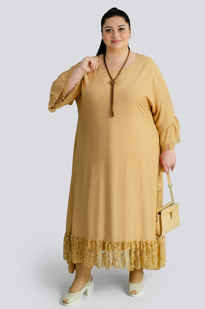 Платье макси с кружевом больших размеров