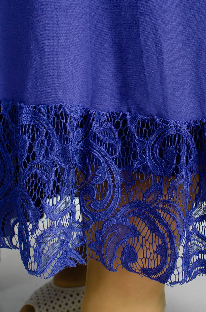 Платье макси с кружевом больших размеров