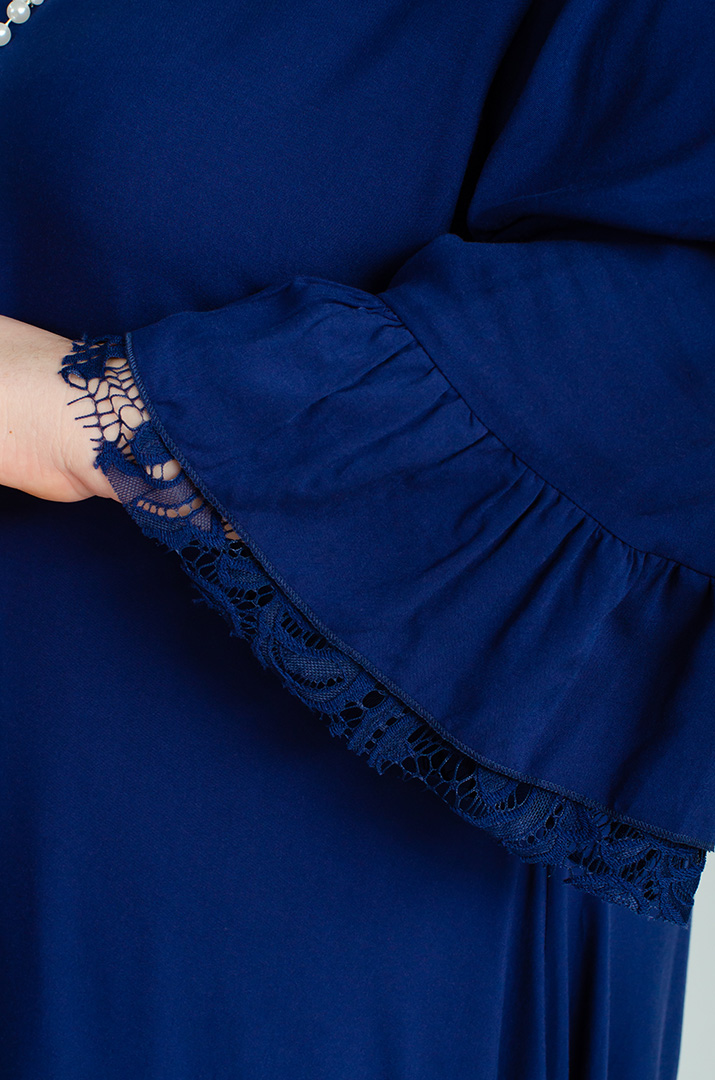 Платье макси с кружевом больших размеров