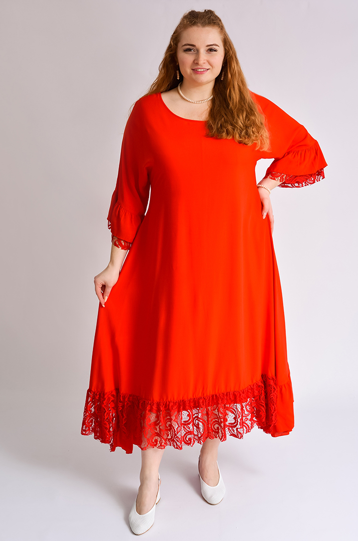 Платье макси с кружевом больших размеров