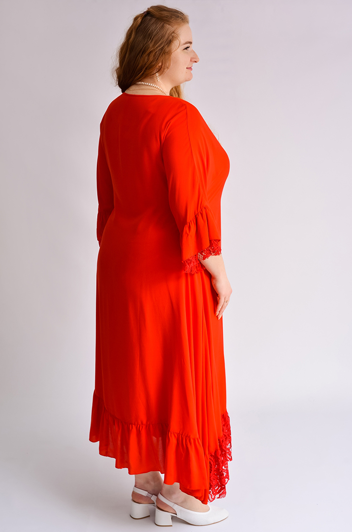 Платье макси с кружевом больших размеров