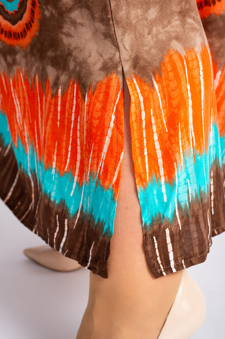 Платье макси с оригинальным принтом больших размеров