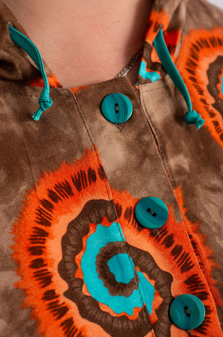 Платье макси с оригинальным принтом больших размеров