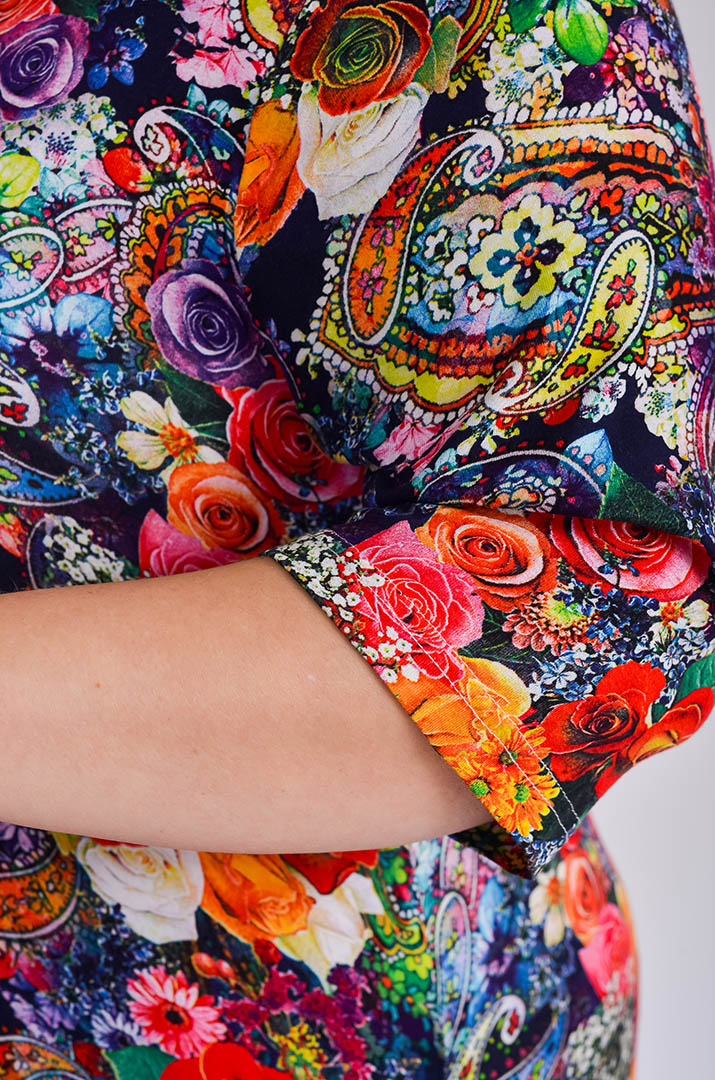 Сукня максі трапеція з кольоровим принтом великих розмірів