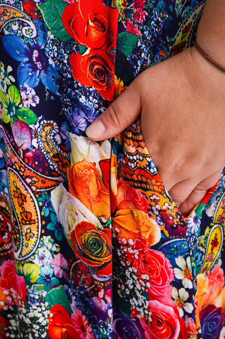 Сукня максі трапеція з кольоровим принтом великих розмірів