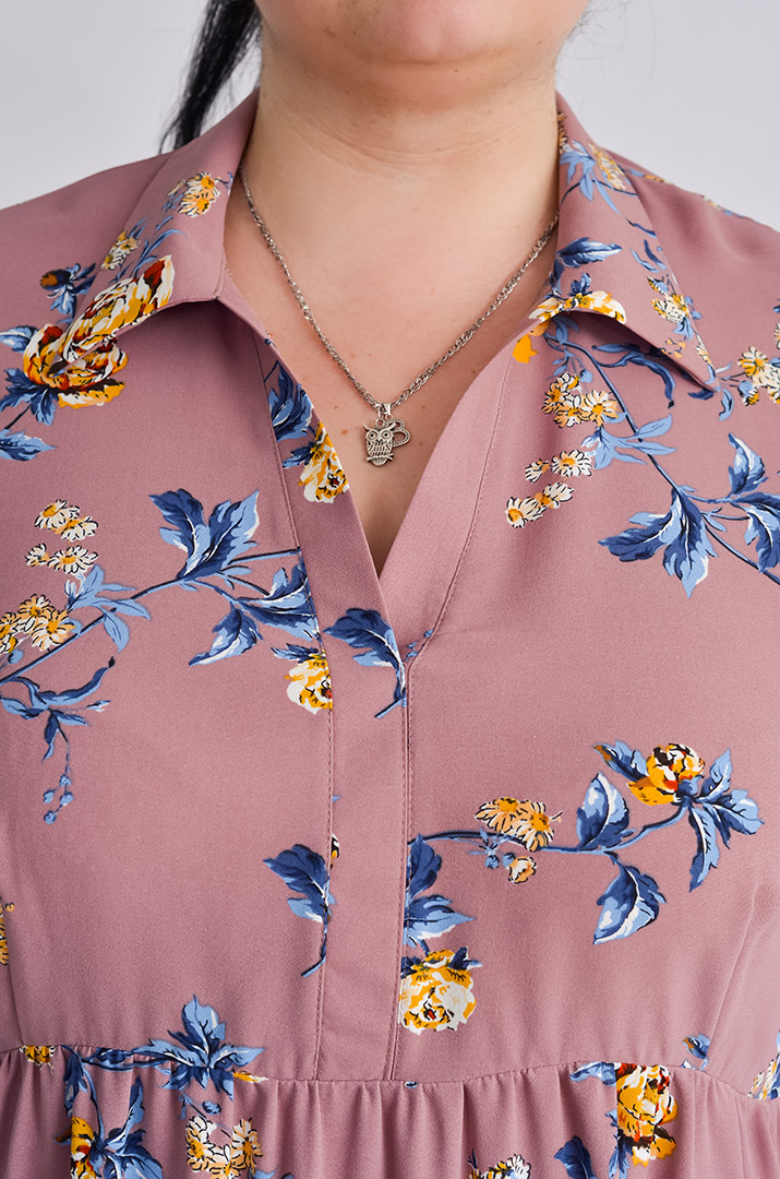 Платье миди с воланом в цветочный принт больших размеров