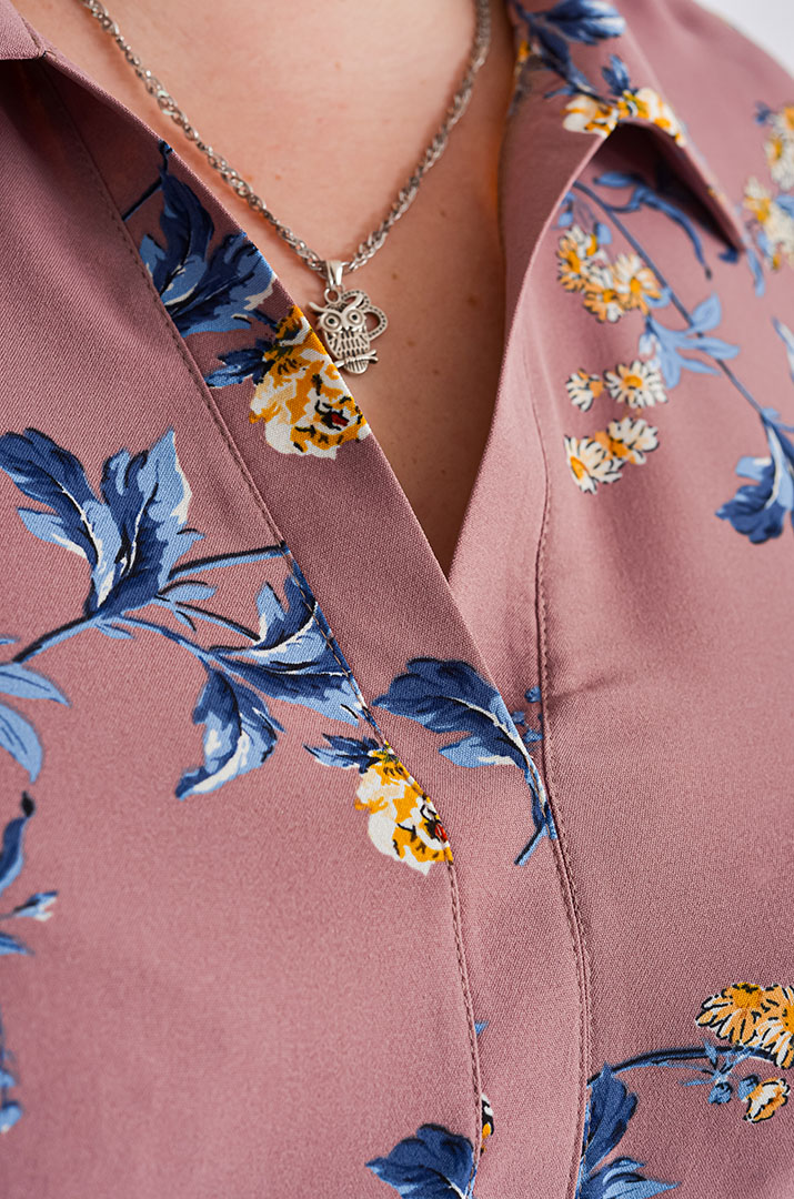 Платье миди с воланом в цветочный принт больших размеров