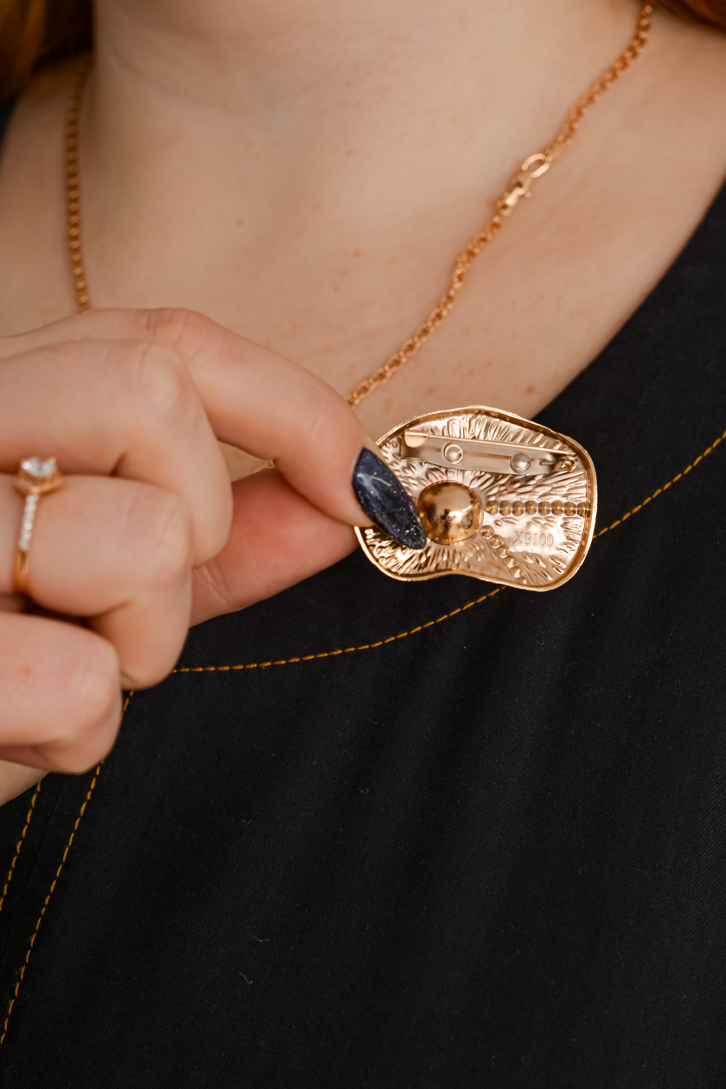 Платье макси с украшением больших размеров