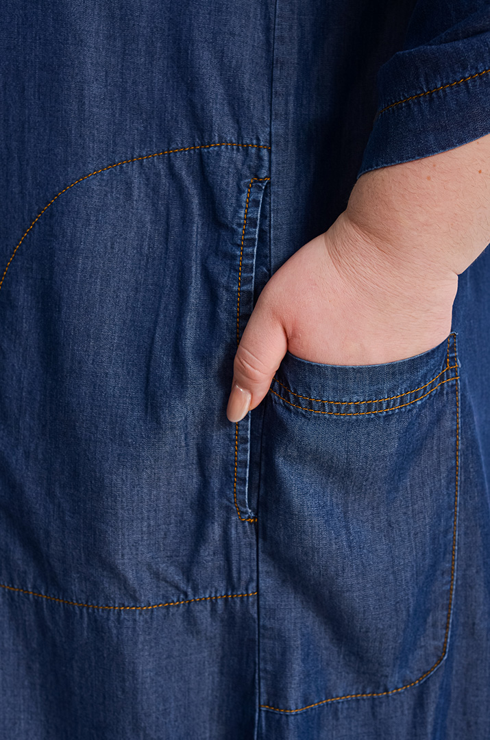 Платье макси с украшением больших размеров