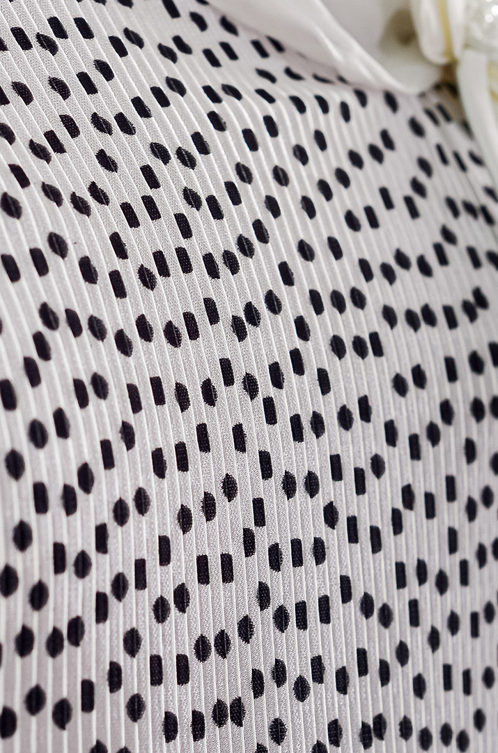 Елегантна сукня-двійка в гороховий принт з декором великих розмірів