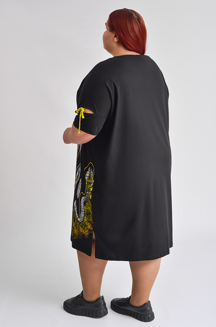 Сукня міні чорна з принтом та паєтками великих розмірів