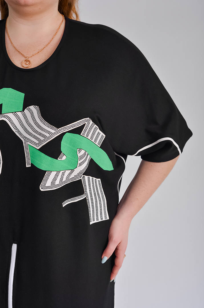 Платье миди с принтом и мелкими стразами больших размеров