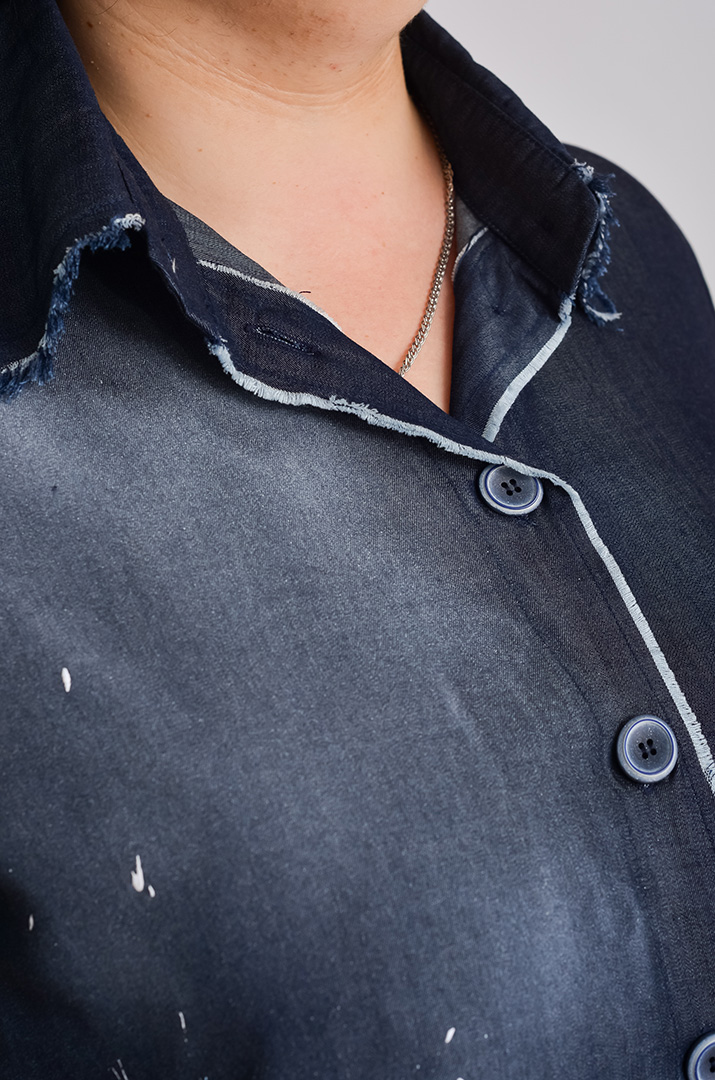 Принтованное джинсовое платье миди больших размеров