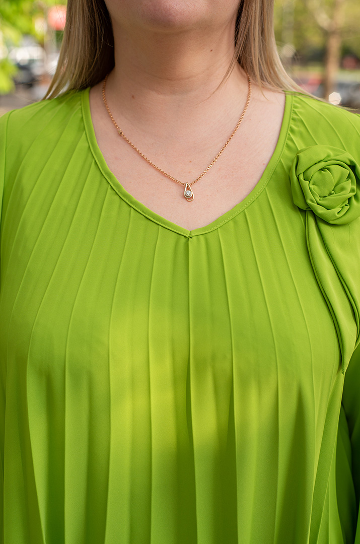 Сукня плісе з прикрасою великих розмірів