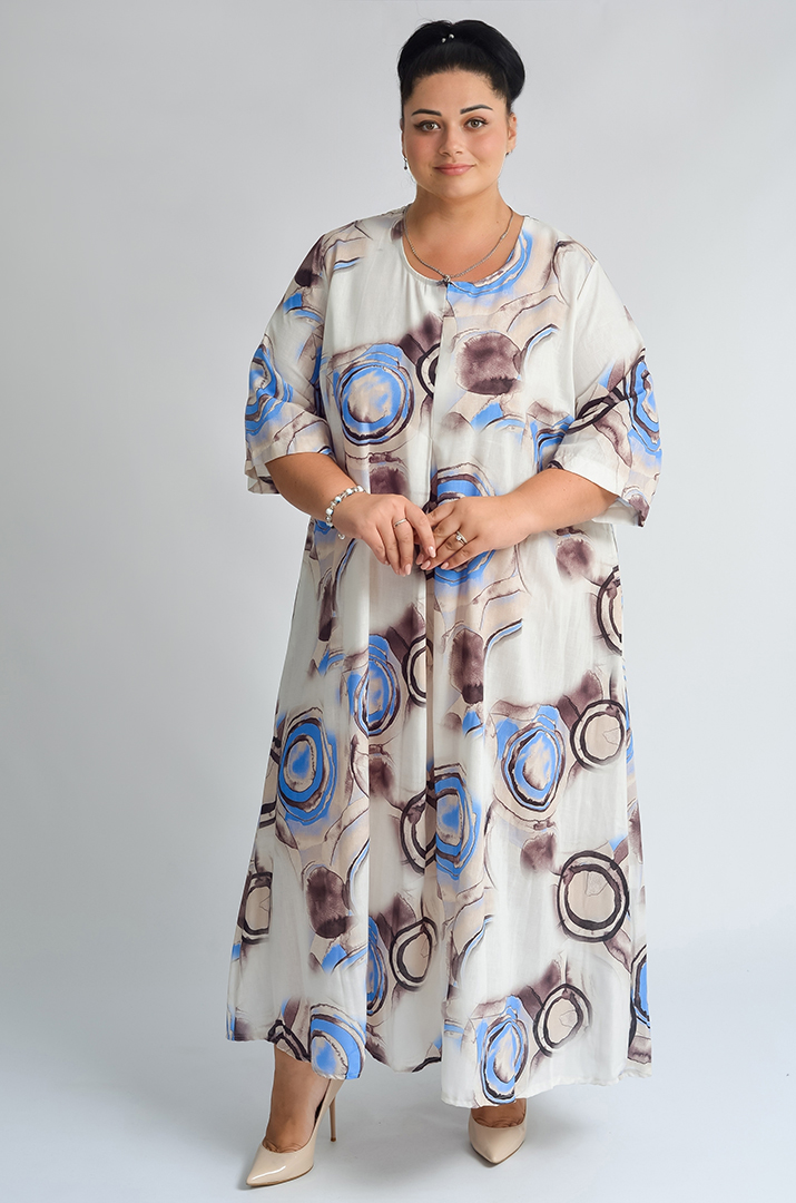 Платье макси с абстрактными принтами больших размеров