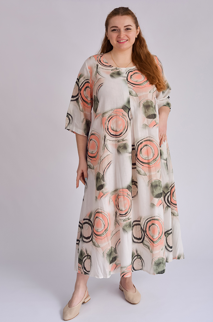 Платье макси с абстрактными принтами больших размеров