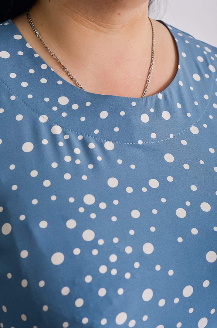 Сукня міді з воланами великих розмірів