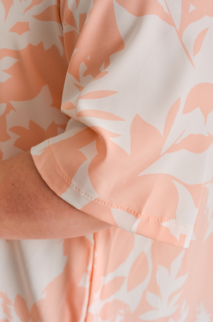 Сукня міді з воланами великих розмірів