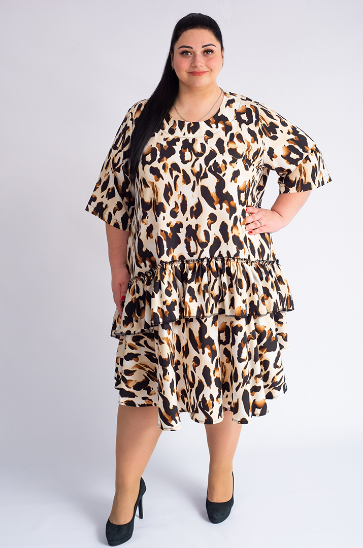 Сукня міді з воланами великих розмірів