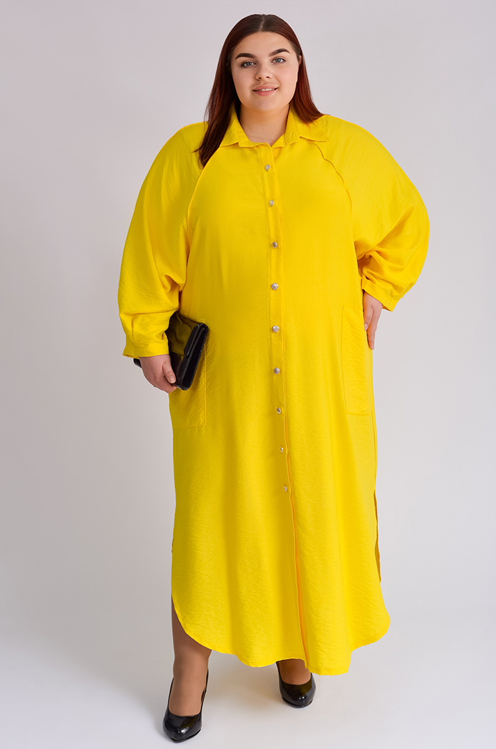 Платье макси с голографической аппликацией большого размера