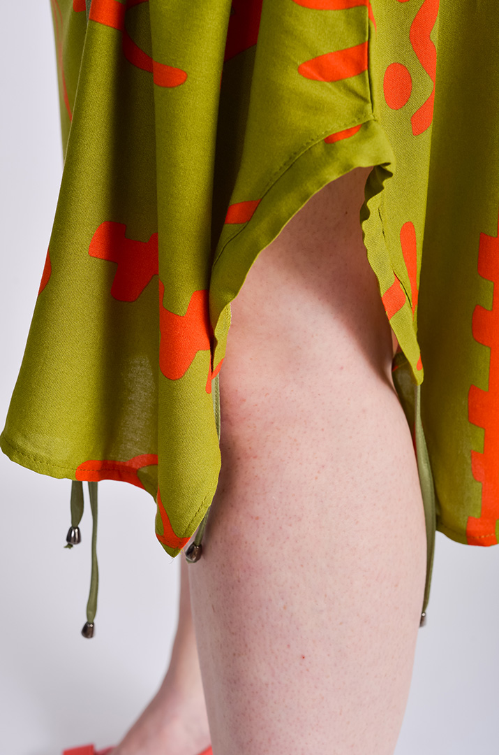 Сукня міді з регульованою драпіровкою великих розмірів