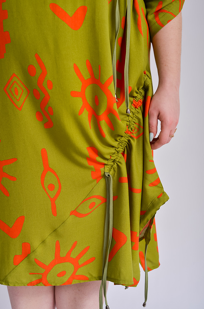 Сукня міді з регульованою драпіровкою великих розмірів