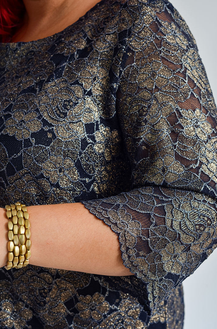 Платье миди с люрексовым цветочным узором больших размеров