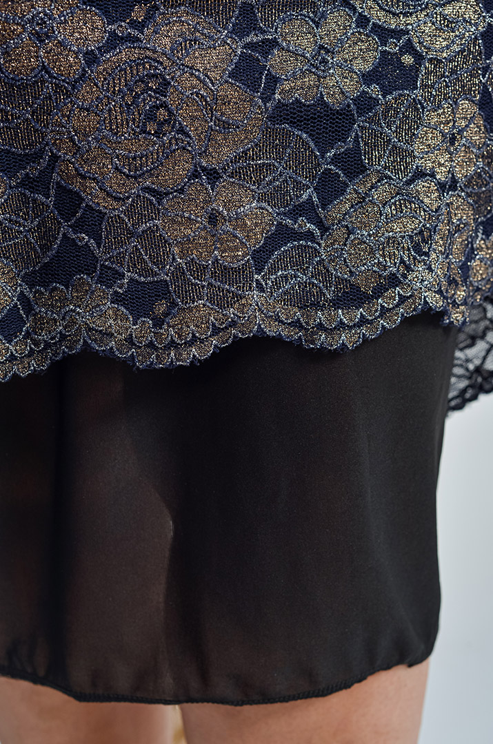 Платье миди с люрексовым цветочным узором больших размеров