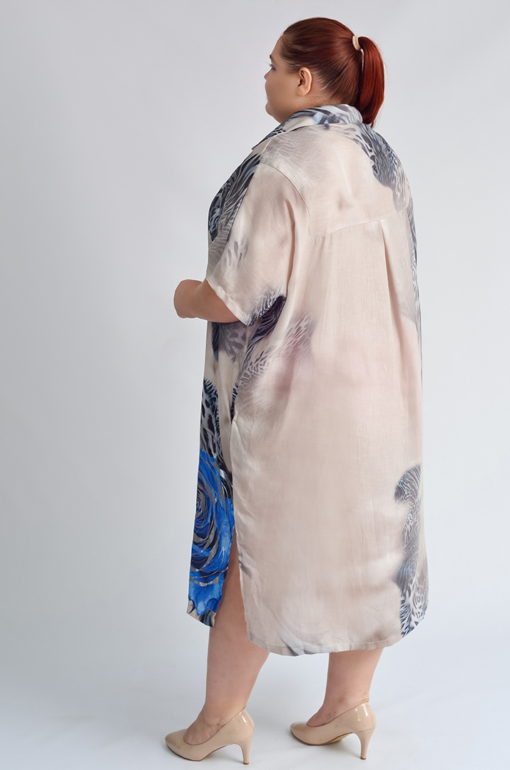 Лляна сукня з яскравим принтом великих розмірів