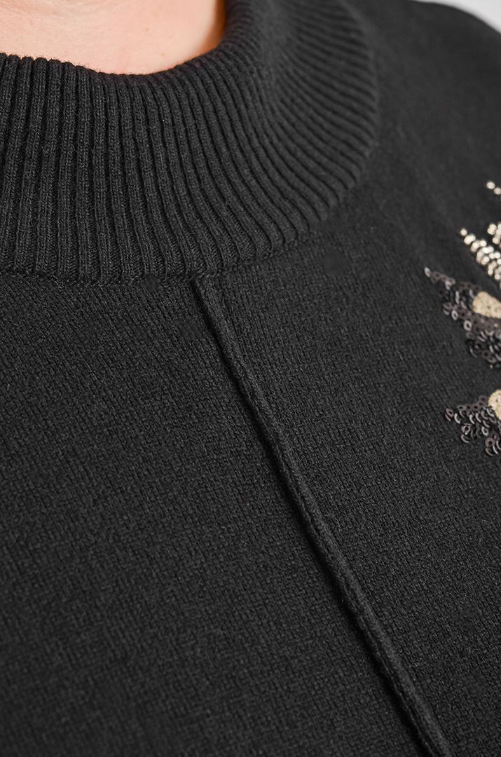 Сукня з декоративною вишивкою та вирізом на спині великих розмірів