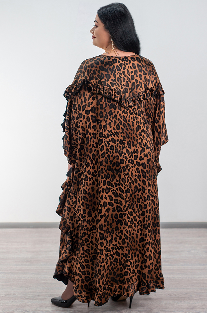 Сукня максі з леопардовим принтом та з акцентними воланами великих розмірів