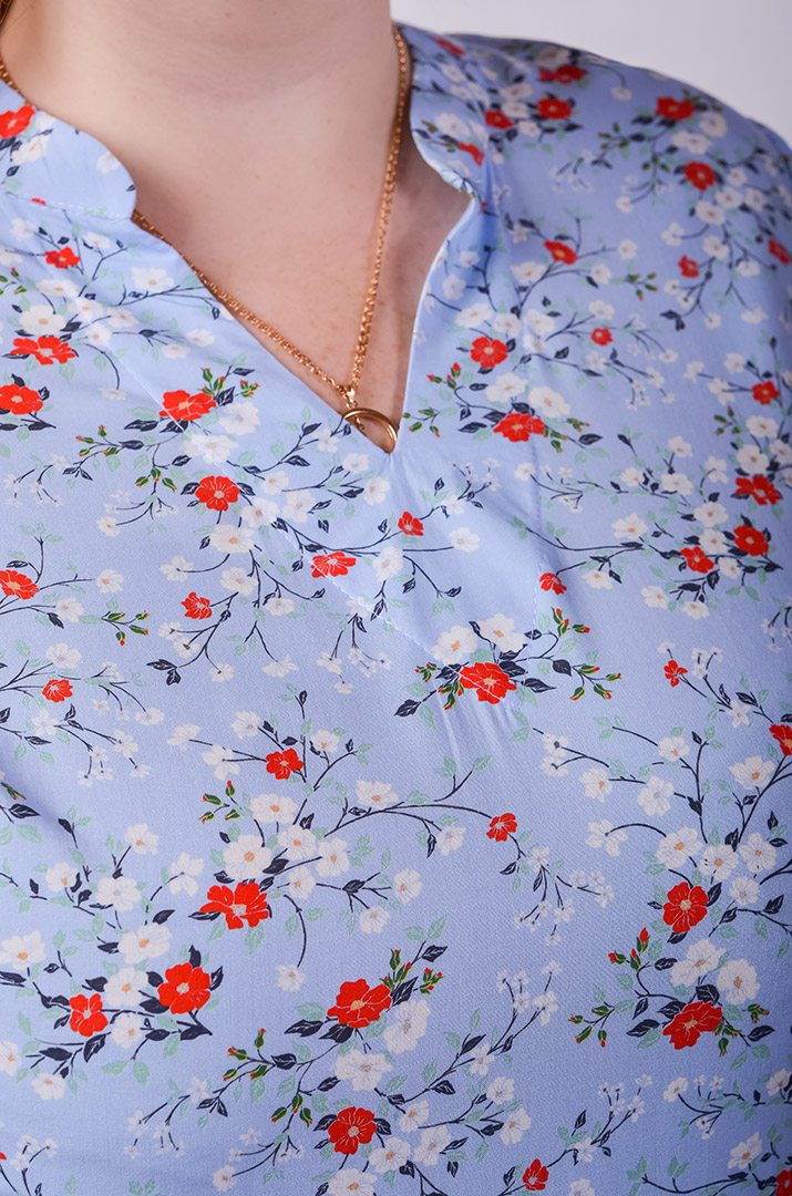 Сукня міні з делікатними воланами великих розмірів