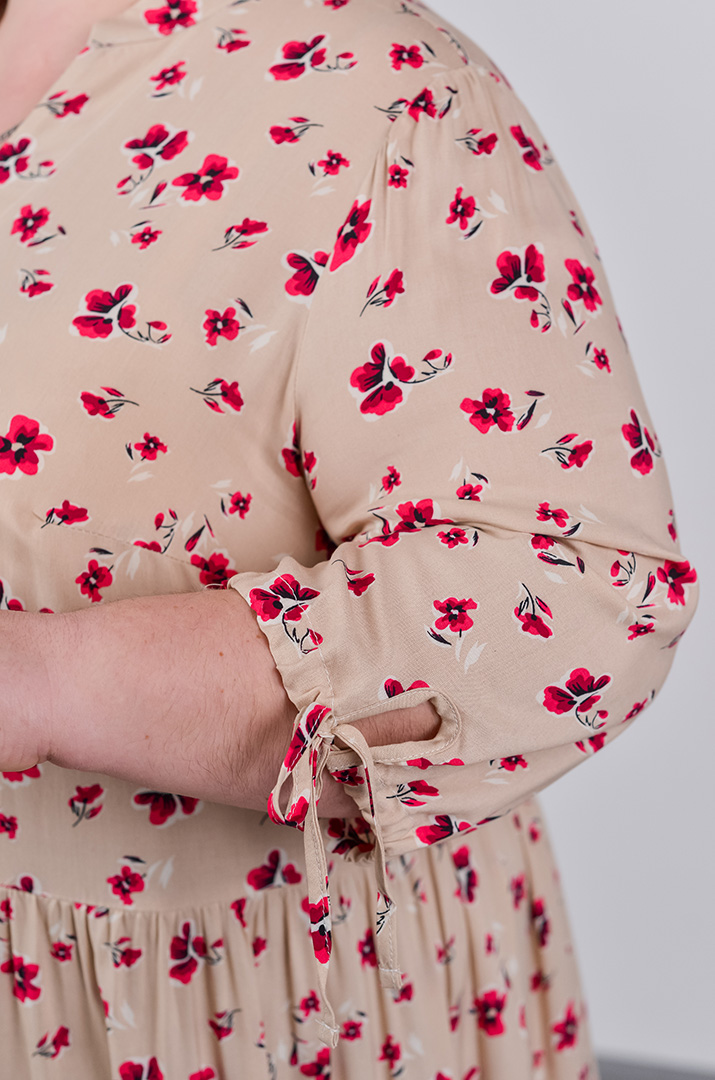 Сукня міні з делікатними воланами великих розмірів