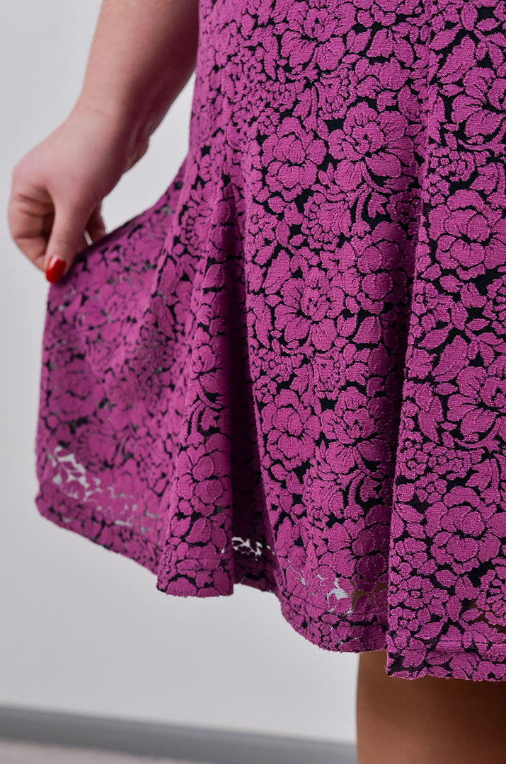 Сукня міні гіпюрова з квітковим візерунком великих розмірів