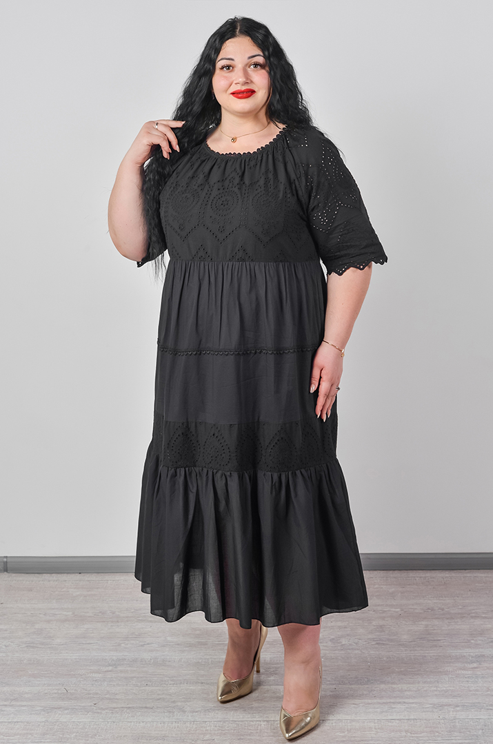 Сукня максі з ажурною вишивкою та фактурними рукавами великих розмірів
