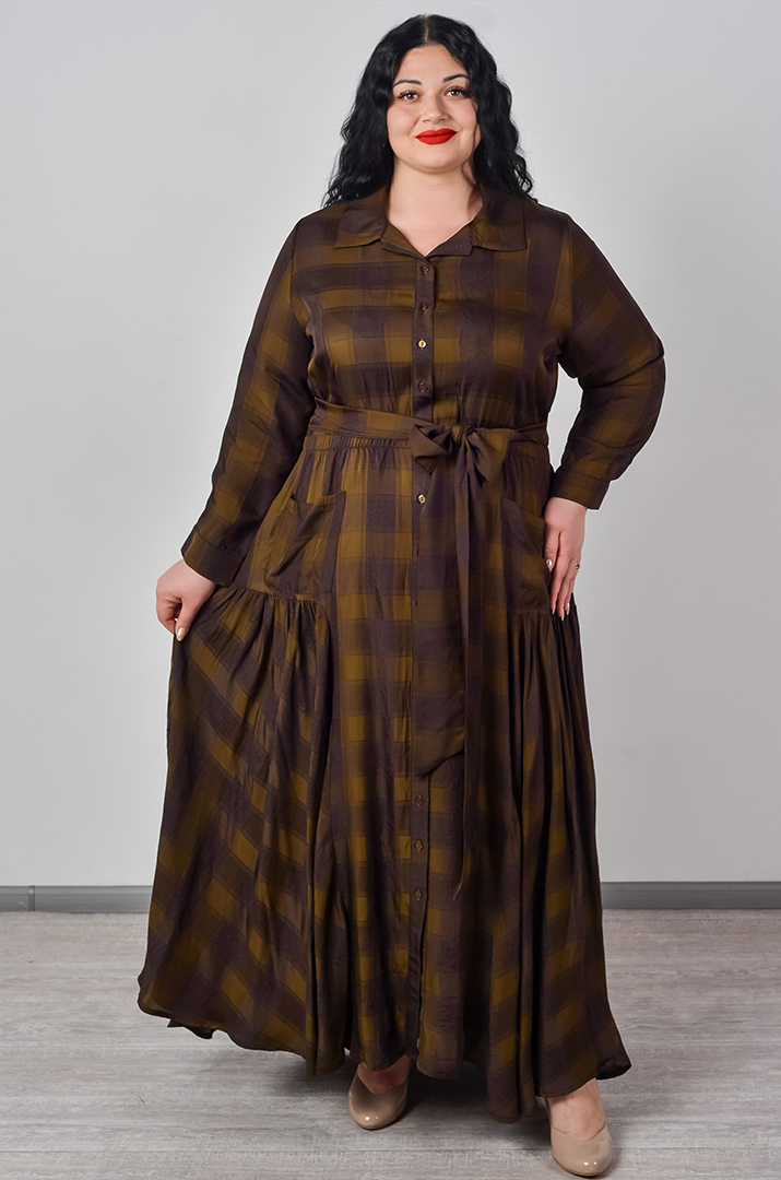 Сукня максі в клітинку з поясом великих розмірів