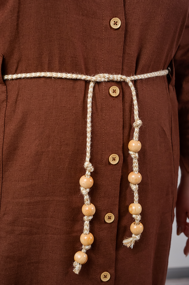 Платье на пуговицах с акцентным поясом больших размеров