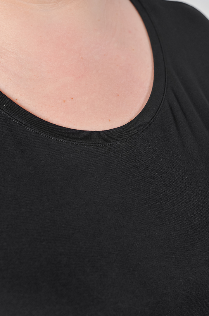 Сукня міні з фактурними складками та з кишенями великих розмірів