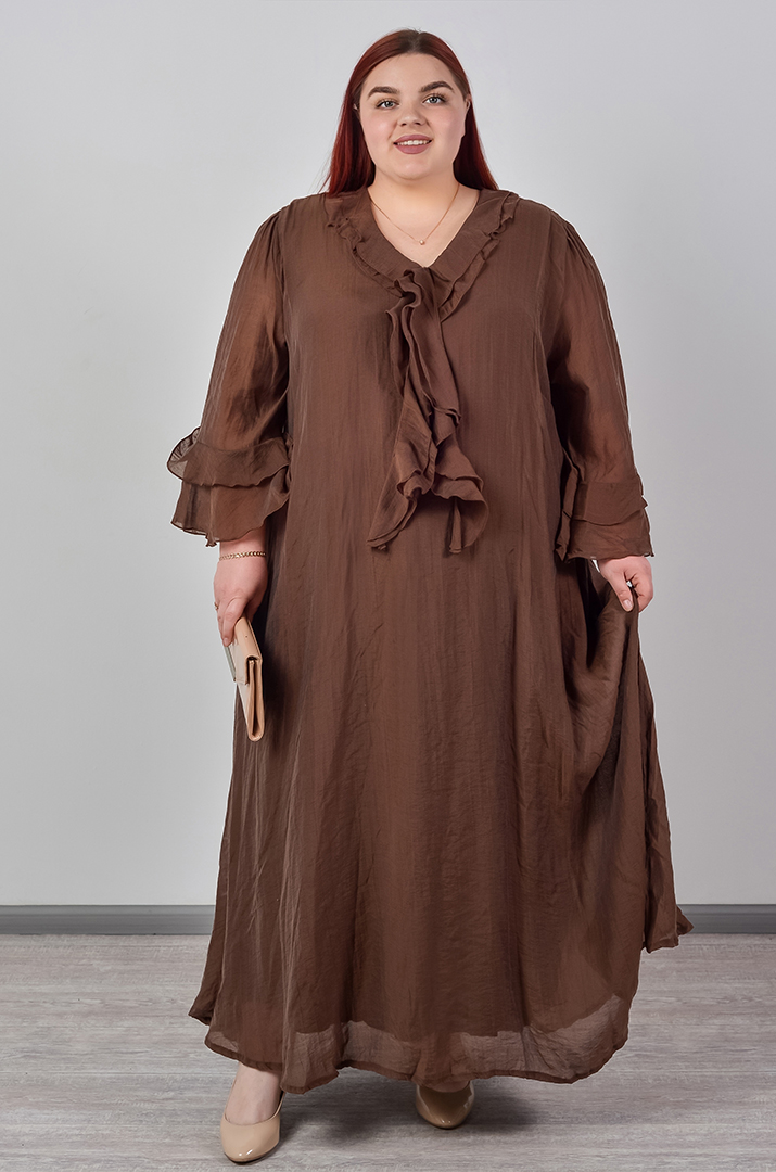 Сукня максі з фактурної тканини та з рюшами великих розмірів